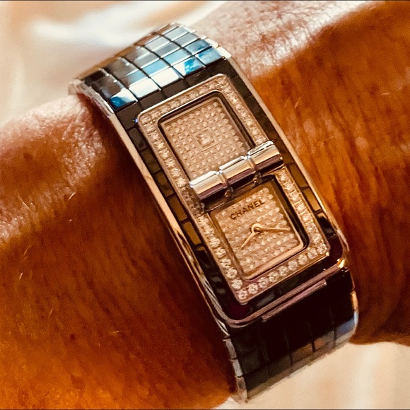 Chanel Watch - Picture 2 of 2